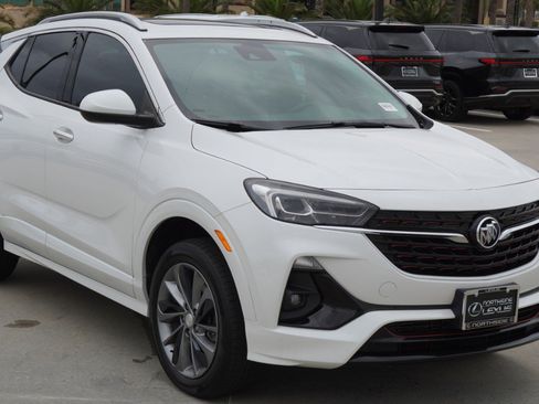 Used 2023 Buick Encore GX Essence w/ Experience Buick Package image 3