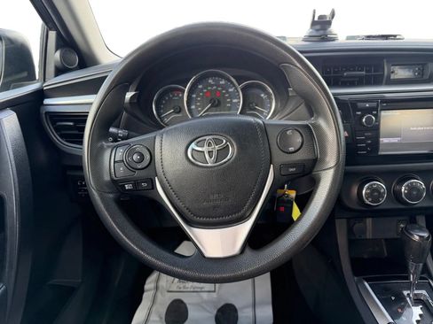Used 2016 Toyota Corolla L FWD image 12