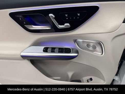 Used 2026 Mercedes-Benz GLC 300 image 14