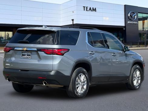 Used 2023 Chevrolet Traverse LT AWD/4WD image 4