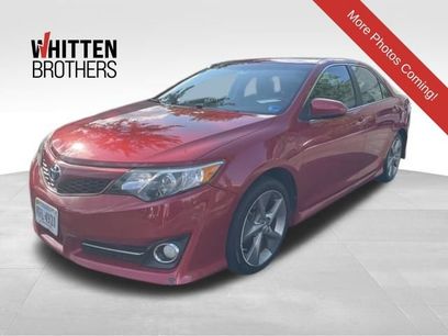 Used 2014 Toyota Camry SE w/ Leather Package