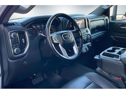 Used 2022 GMC Sierra 2500 SLT image 15