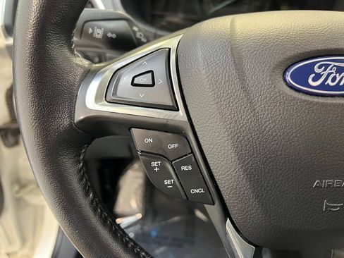 Used 2023 Ford Edge Titanium AWD/4WD image 19