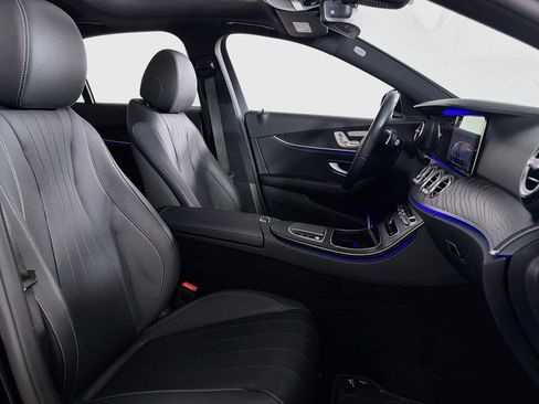 Certified 2021 Mercedes-Benz E 350 Sedan w/ Premium Package image 8