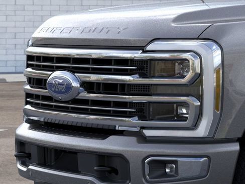 New 2026 Ford F250 Platinum w/ Platinum Plus Package AWD/4WD image 17