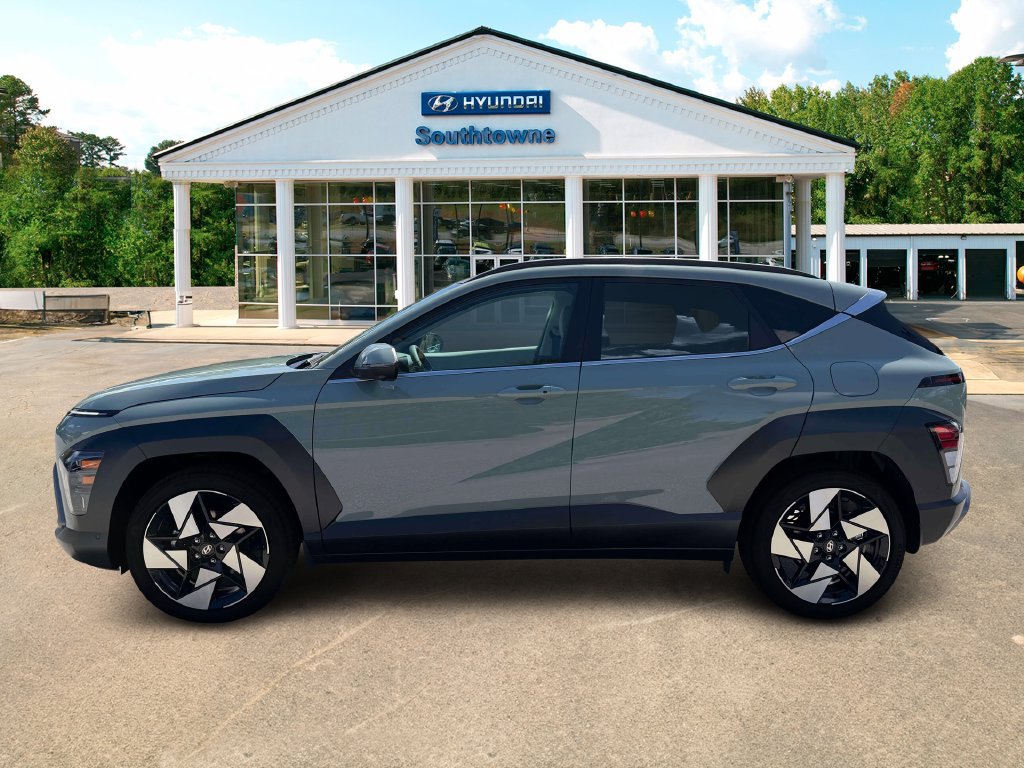 New 2027 Hyundai Kona Limited FWD image 3