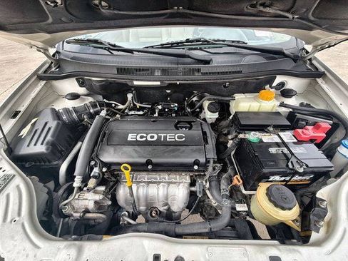 Used 2009 Chevrolet Aveo LT w/ Power and Convenience Package FWD image 27