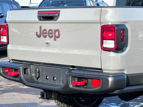 Used 2021 Jeep Gladiator Rubicon w/ Trailer Tow Package image 8