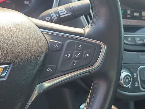 Used 2018 Chevrolet Malibu LT w/ Leather Package FWD image 29