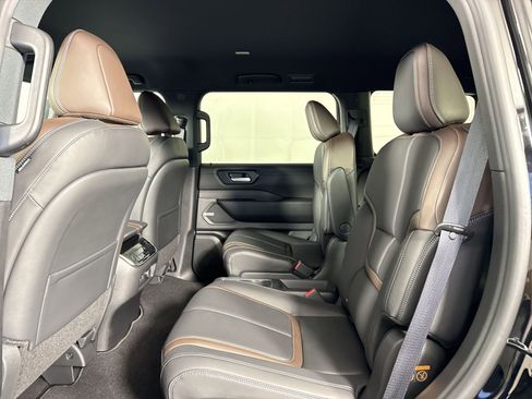 New 2026 Nissan Armada SL w/ Captain's Chari Seat Package AWD/4WD image 20