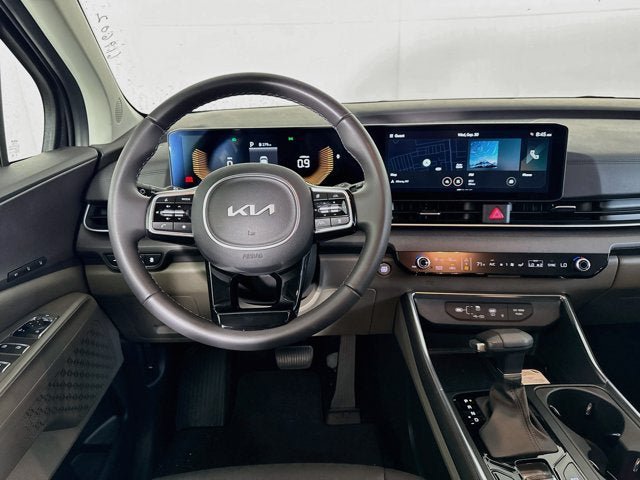 Certified 2026 Kia Carnival EX FWD image 22