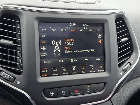 Used 2023 Jeep Cherokee Altitude Lux w/ Lux Elite Package AWD/4WD image 23