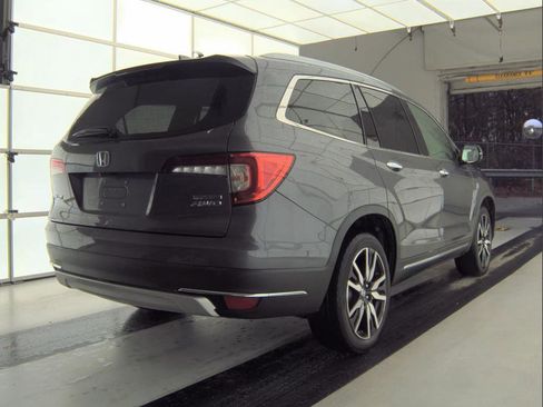 Used 2020 Honda Pilot Touring image 4