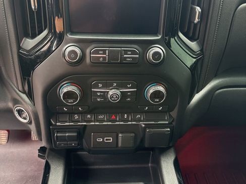 Used 2019 Chevrolet Silverado 1500 RST w/ All-Star Edition AWD/4WD image 13