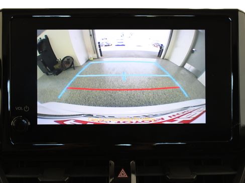 Used 2024 Toyota Corolla LE FWD image 19