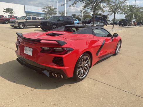 Used 2023 Chevrolet Corvette Stingray Preferred Conv w/ Z51 Performance Package RWD image 17