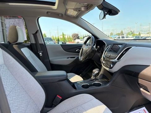 Used 2022 Chevrolet Equinox LT FWD image 32