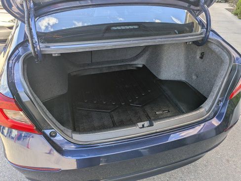 Used 2018 Honda Accord EX-L image 28