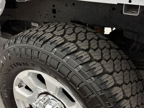 Used 2023 Ford F250 XLT w/ Snow Plow Prep Package image 27