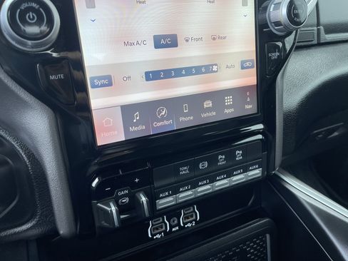 New 2026 RAM 2500 Big Horn image 27