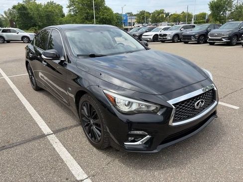 Used 2018 INFINITI Q50 Luxe AWD/4WD image 4