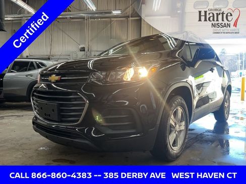 Used 2022 Chevrolet Trax LS w/ Tint and Cruise Package image 1