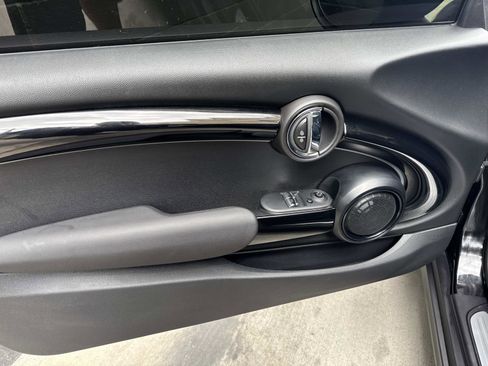 Used 2022 MINI Cooper S FWD image 7