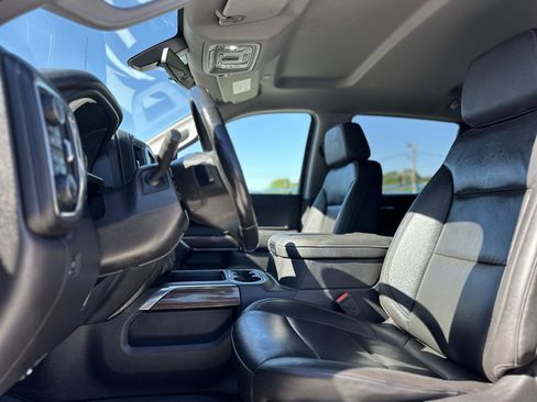 Used 2021 Chevrolet Silverado 1500 RST AWD/4WD image 11