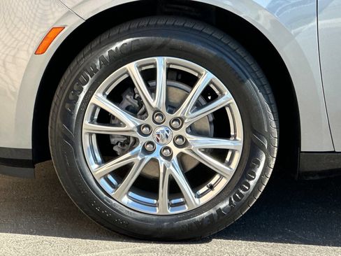 Certified 2024 Buick Enclave Premium AWD/4WD image 29