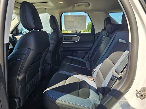 New 2025 Ford Bronco Sport Outer Banks w/ Outer Banks Tech Package+ AWD/4WD image 14