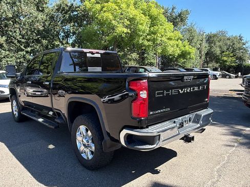 Used 2020 Chevrolet Silverado 2500 LTZ w/ LTZ Plus Package AWD/4WD image 7
