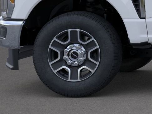 New 2025 Ford F250 XLT w/ 360-Degree Camera Package AWD/4WD image 19