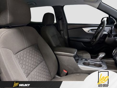 Used 2021 Chevrolet Blazer LT FWD image 29