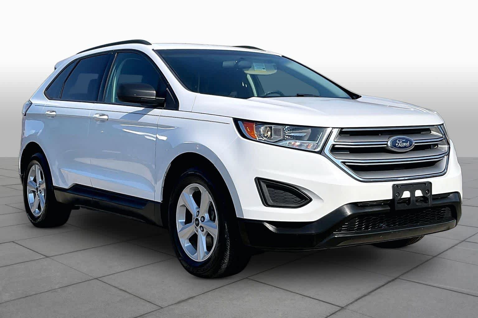 Used 2016 Ford Edge SE FWD image 3