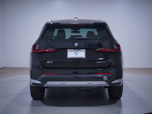 Used 2025 BMW X1 xDrive28i AWD/4WD image 5