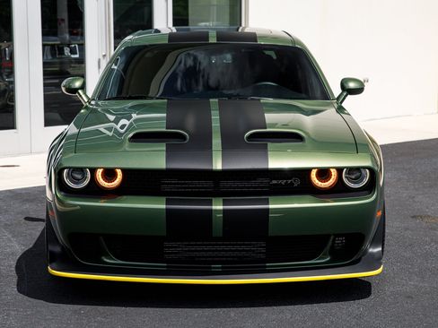 Used 2021 Dodge Challenger SRT Hellcat Redeye RWD image 5