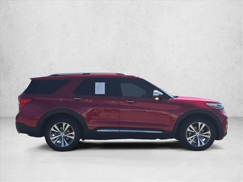 Used 2020 Ford Explorer Platinum w/ Premium Technology Package AWD/4WD image 4