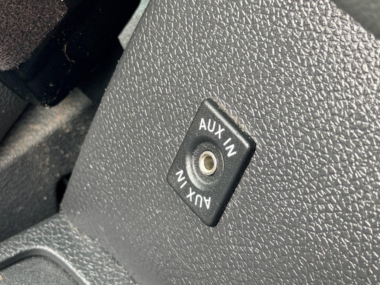 Used 2012 Volkswagen GTI 4-Door FWD image 40