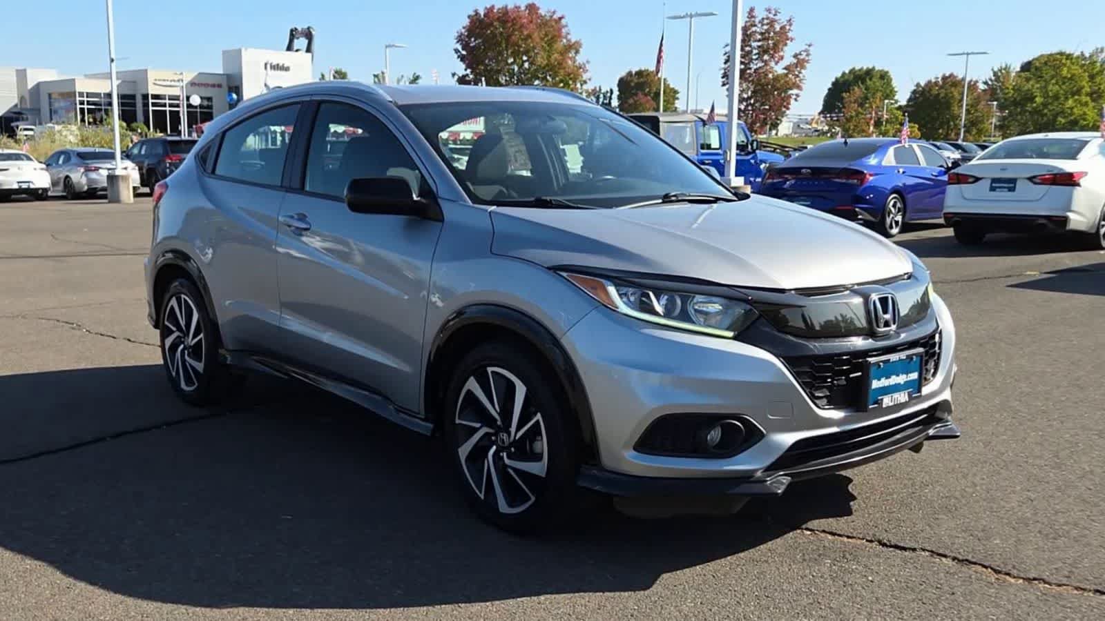 Used 2019 Honda HR-V Sport image 2