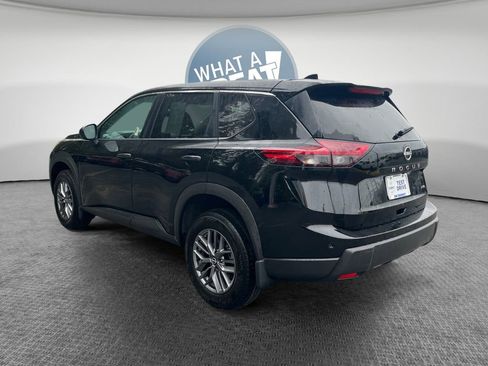 Used 2025 Nissan Rogue S AWD/4WD image 6