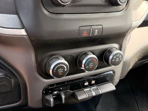 Used 2021 RAM 2500 Big Horn AWD/4WD image 26