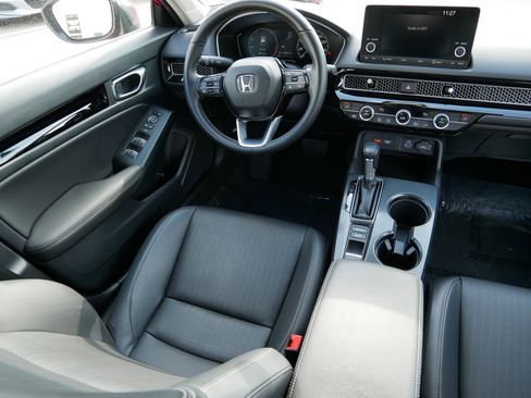 Certified 2023 Honda Civic EX-L image 9