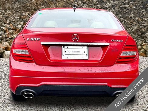 Used 2012 Mercedes-Benz C 300 4MATIC Sedan w/ Premium 1 Pkg image 4