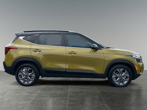 Used 2024 Kia Seltos S image 8