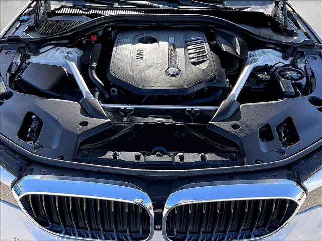 Used 2019 BMW 540i w/ Premium Package RWD image 11