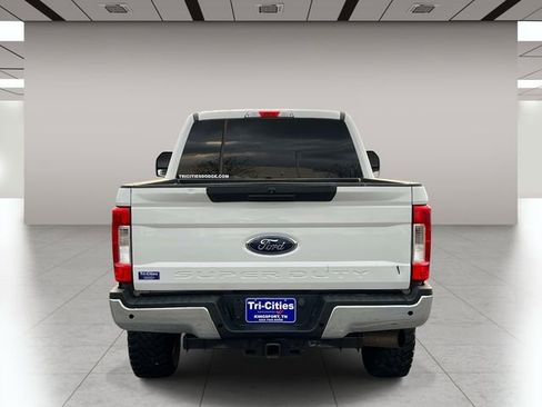 Used 2017 Ford F250 XLT image 5