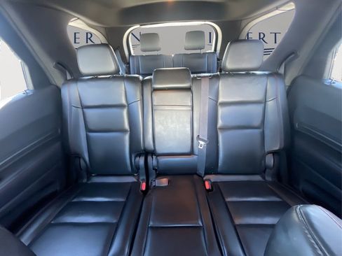 Used 2024 Dodge Durango GT image 28