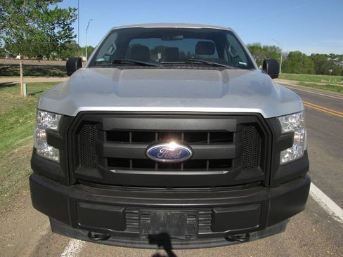 Used 2017 Ford F150 XL AWD/4WD image 3
