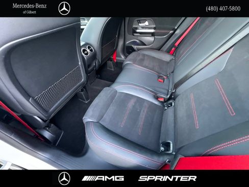 Used 2024 Mercedes-Benz GLA 35 AMG 4MATIC image 23