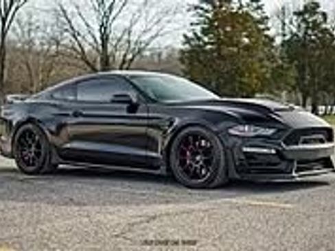 Used 2022 Ford Mustang GT Premium w/ GT Performance Package RWD image 3